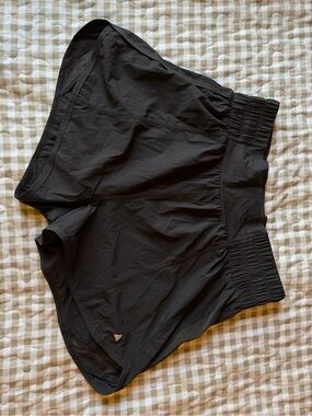Balance Athletica Black Breeze Shorts - size medium